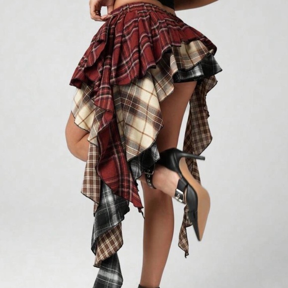 SHEIN ICON Asymmetric Ruffled Hem Mixed Plaid Mini Skirt - Picture 2 of 8